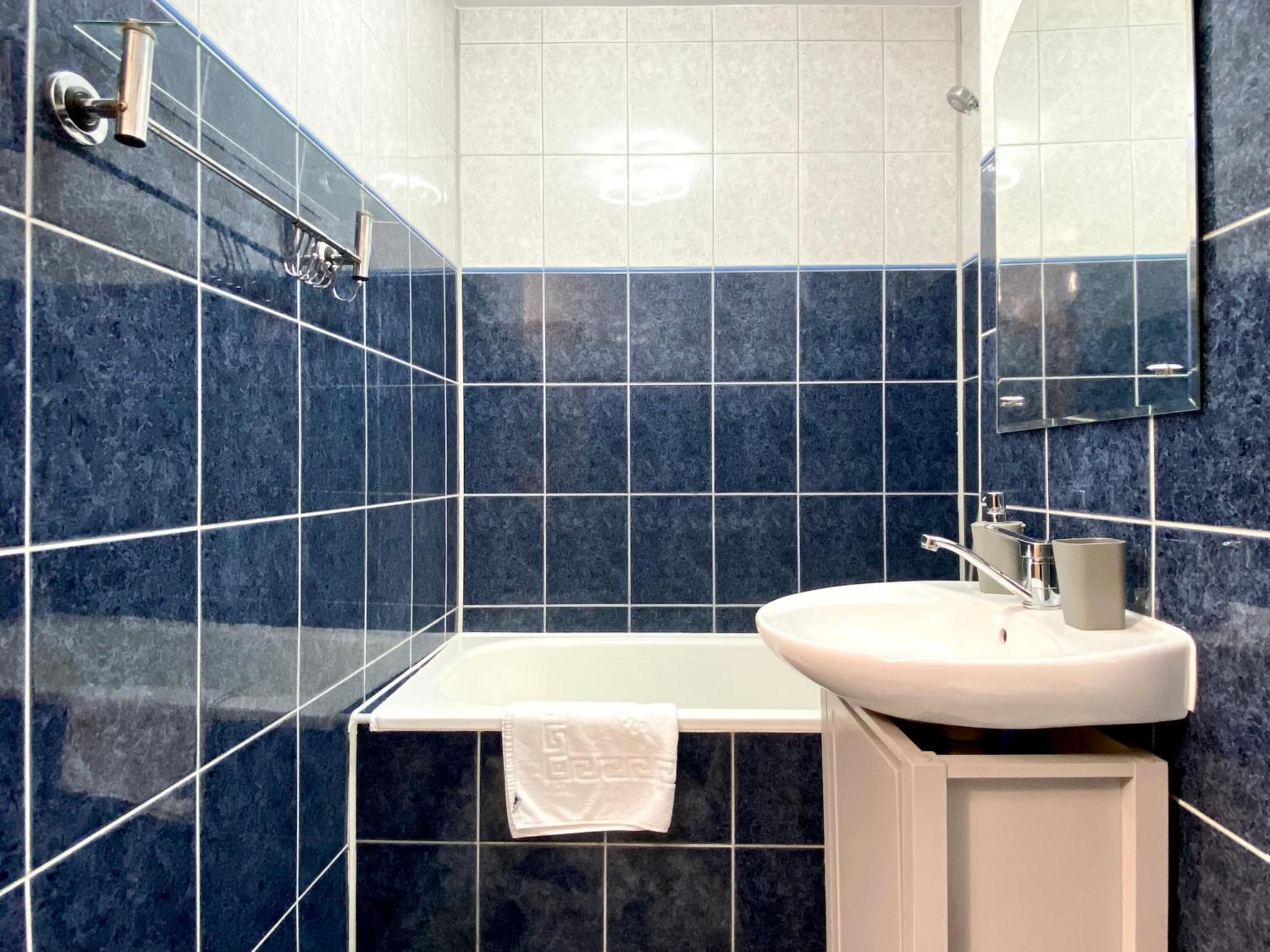 Kronstadt Apartment - Pet Friendly Brasov Exterior photo