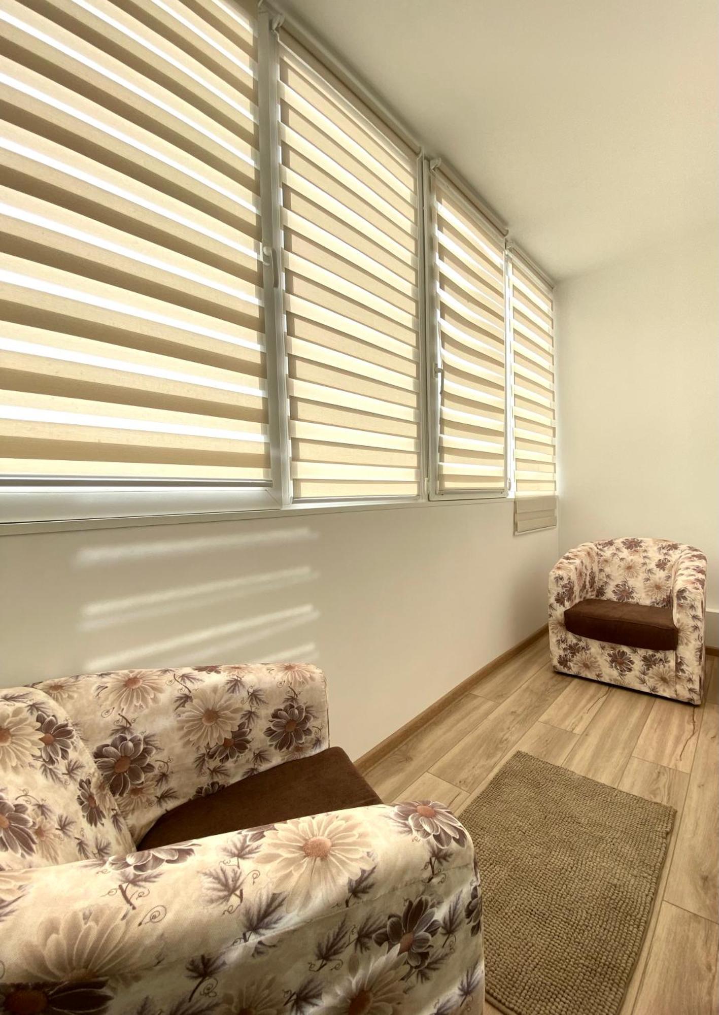 Kronstadt Apartment - Pet Friendly Brasov Exterior photo